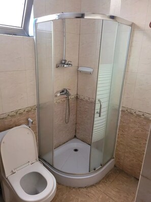 Shower, hair dryer, towels, soap - Pleasant Studio Apartment at Bole (Addis Ababa)