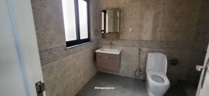 Handtücher, Seife, Toilettenpapier