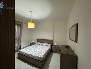 3 bedrooms, WiFi, bed sheets - Jagard: Entire apartment in the center<br> (Mascalucia)