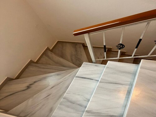 Guesthouse Space in Përmet provides accommodations with a garden.