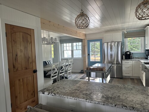 Lake Michigan Beachfront, Remodeled, close to Tunnel of Trees and Harbor Springs