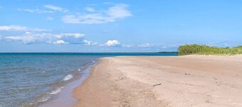 Lake Michigan Beachfront, Remodeled, close to Tunnel of Trees and Harbor Springs