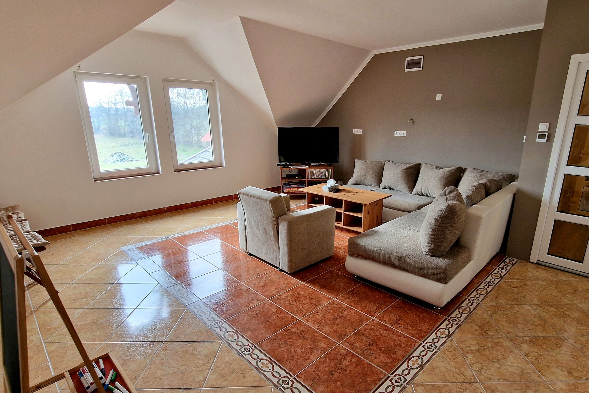 Apartemen Keluarga | Area keluarga | Smart TV, Netflix, lantai berpemanas, dan layanan streaming