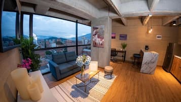 Comfort Apartment | Living area | Flat-screen TV