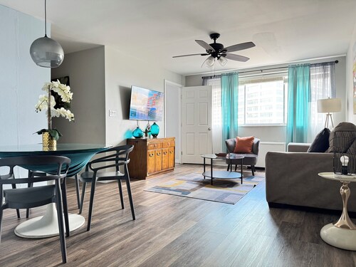 ATL Downtown 2B Condo with Free Parking