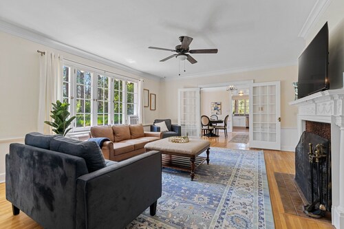 Historic charm & modern comfort on Manito Park | The Lorraine