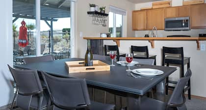 Sasquatch Oasis at Desert Aire