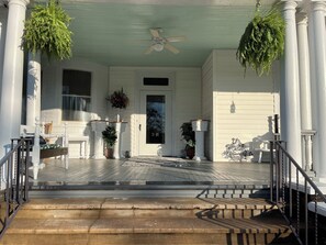 Front of property - Enloe House (Roanoke)