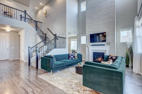 Luxury 4800sqft Mountain Home w/ Separate Casita DENVER/BOULDER 