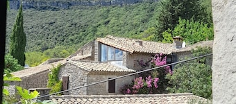 Villa Moderne Tout Confort Dans mas Avec Piscine, Proche Pic Saint Loup