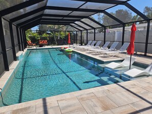 Beheizter Pool