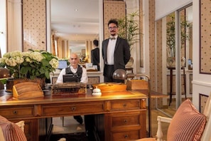 Lobby - Hotel le Saint Gregoire (Paris)