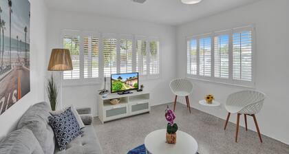 Breezy 1 Bed 1 Bath Apt Minutes to the Sea, Pool
