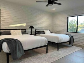 5 bedrooms