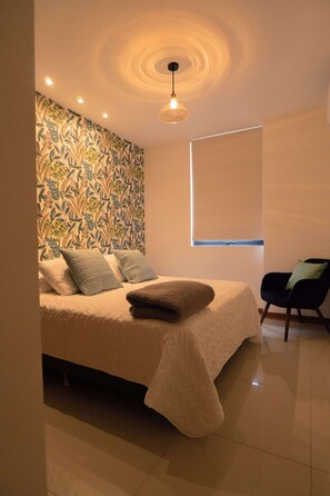 1 dormitorio, tabla de planchar con plancha, wifi gratis y ropa de cama