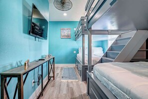 6 chambres, fer et planche à repasser, Wi-Fi, draps fournis