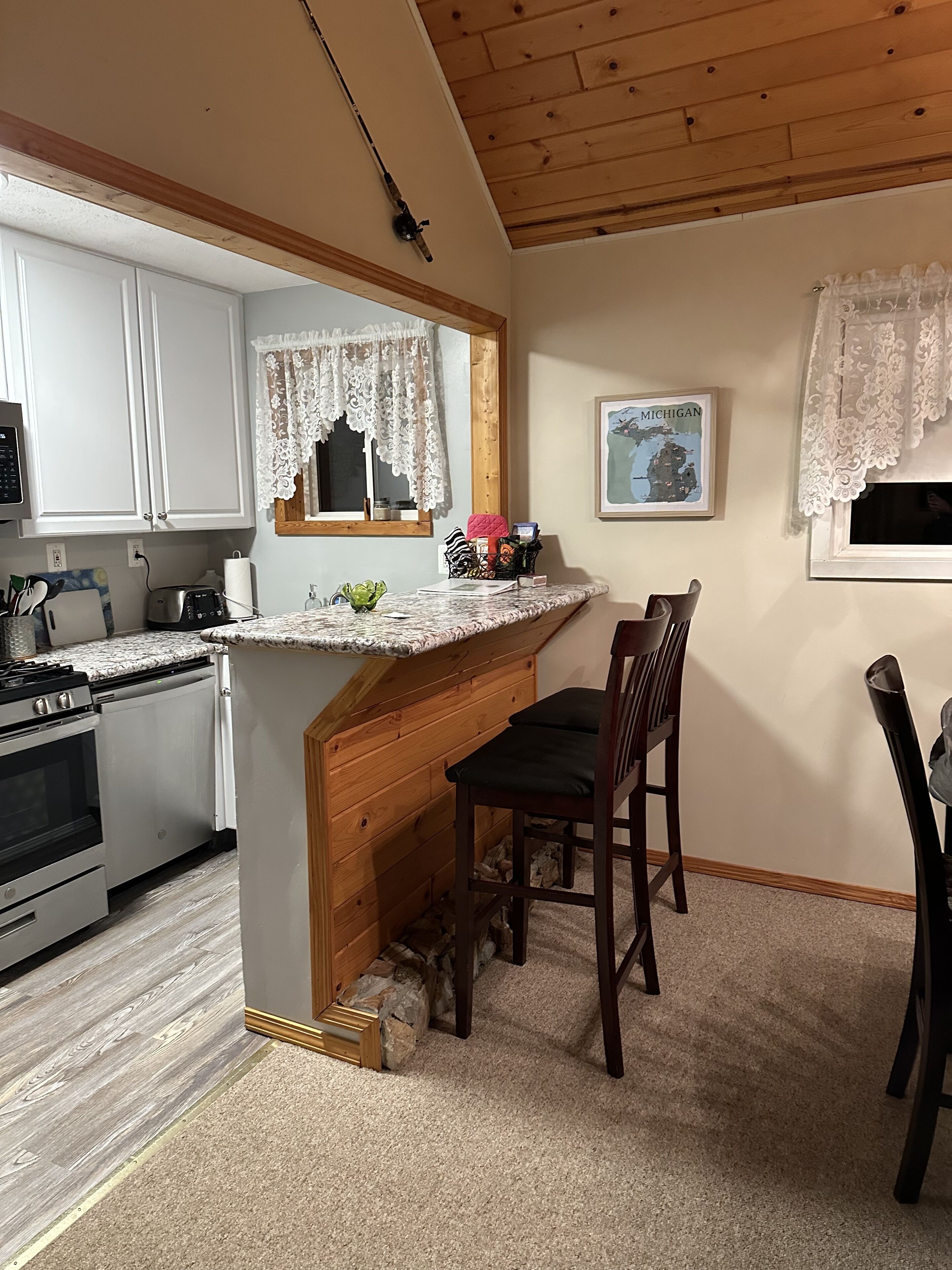 冰箱、微波炉、烤箱、炉灶