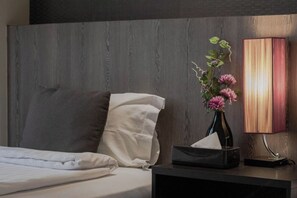 1 bedroom, desk, free WiFi, bed sheets - The star of sathon Japanese type Room 201 (Krung Thep Maha Nakhon)