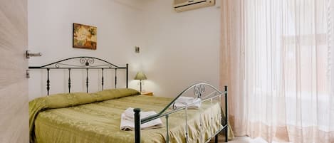 1 bedroom, iron/ironing board, bed sheets