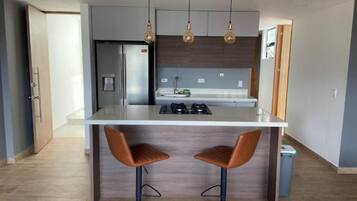 Refrigerador y horno