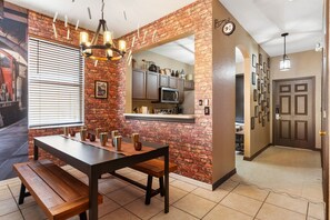 Dining - The Magical Hogwarts Chambers, love for Harry Potter? Come check this out.  (Davenport)