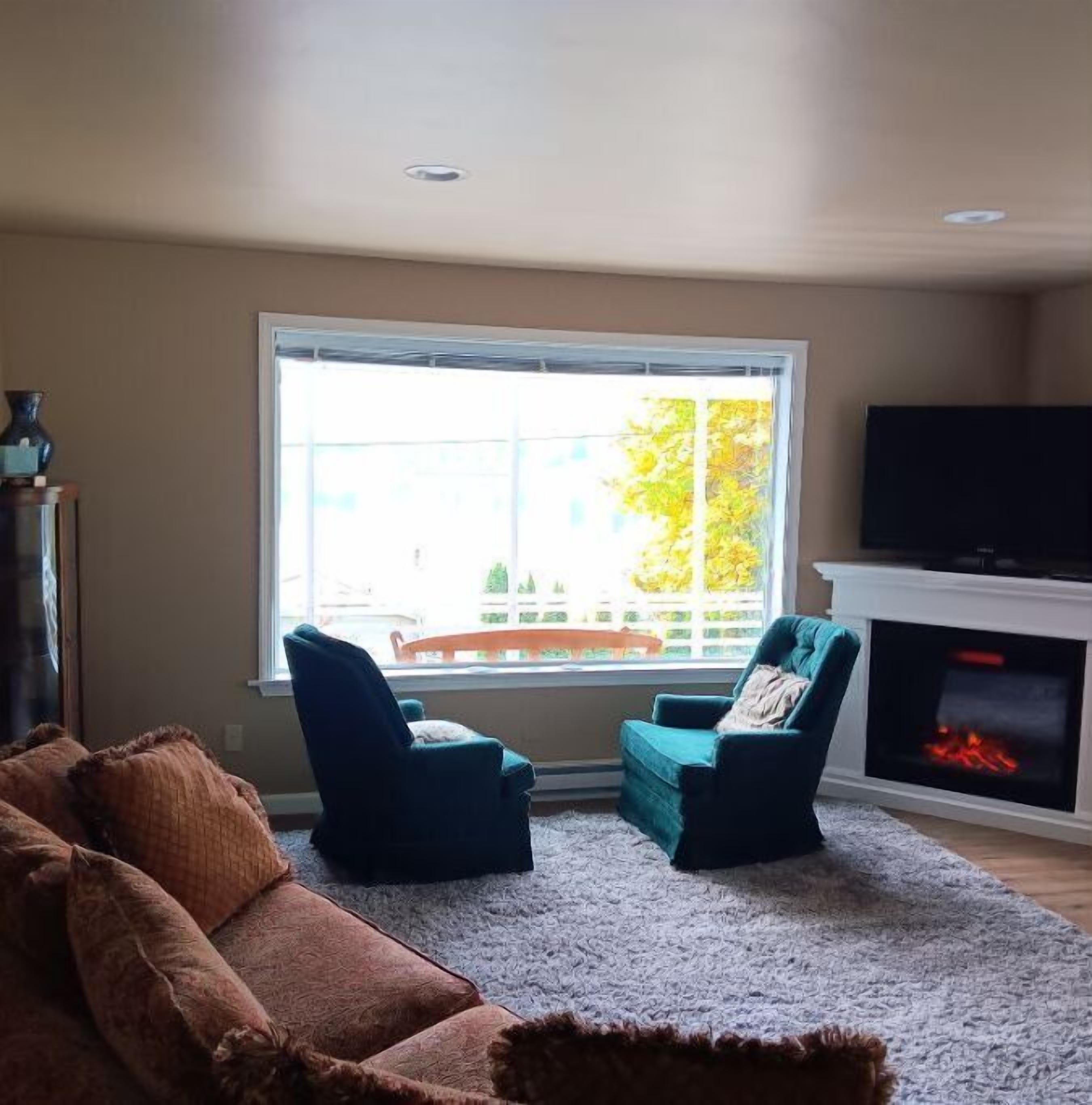Orchard Lane Retreat, A Peaceful Water View Getaway With Room For Everyone! - Shelton, WA
