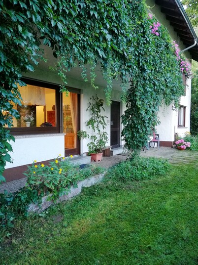 Gemütliche Ferienwohnung mit Panoramablick