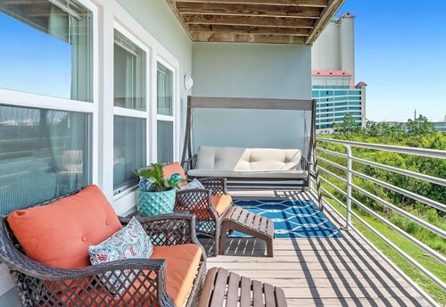 Great Easter and Mother Day Rates plus early bird promotions for Summer 26