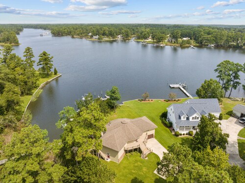 Knot Lost with gorgeous water views