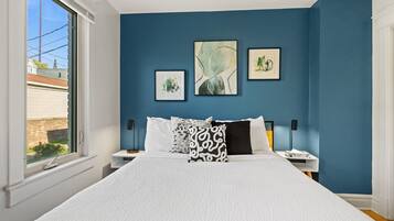 2 habitaciones, tabla de planchar con plancha, wifi y ropa de cama