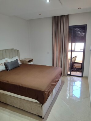 2 soverom, strykejern/-brett, wi-fi og sengetøy