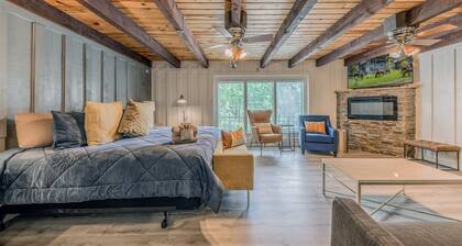 Hidden Buffalo Lodge | Sleeps 14 âą Hot Tub âą Porch