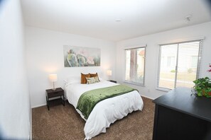 2 bedrooms, WiFi, bed sheets