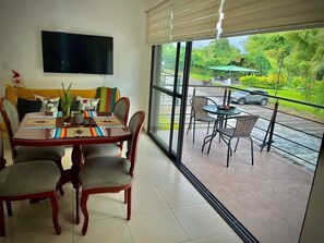 Interior - Atardecer Quindiano, Cerca a los Pueblitos con los Mejores Paisajes del Quindio (Quindío)