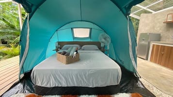 1 habitación, wifi y ropa de cama