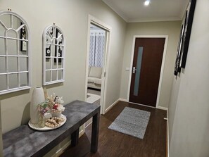 Interior - Tranquil home in Point Cook. (Point Cook)