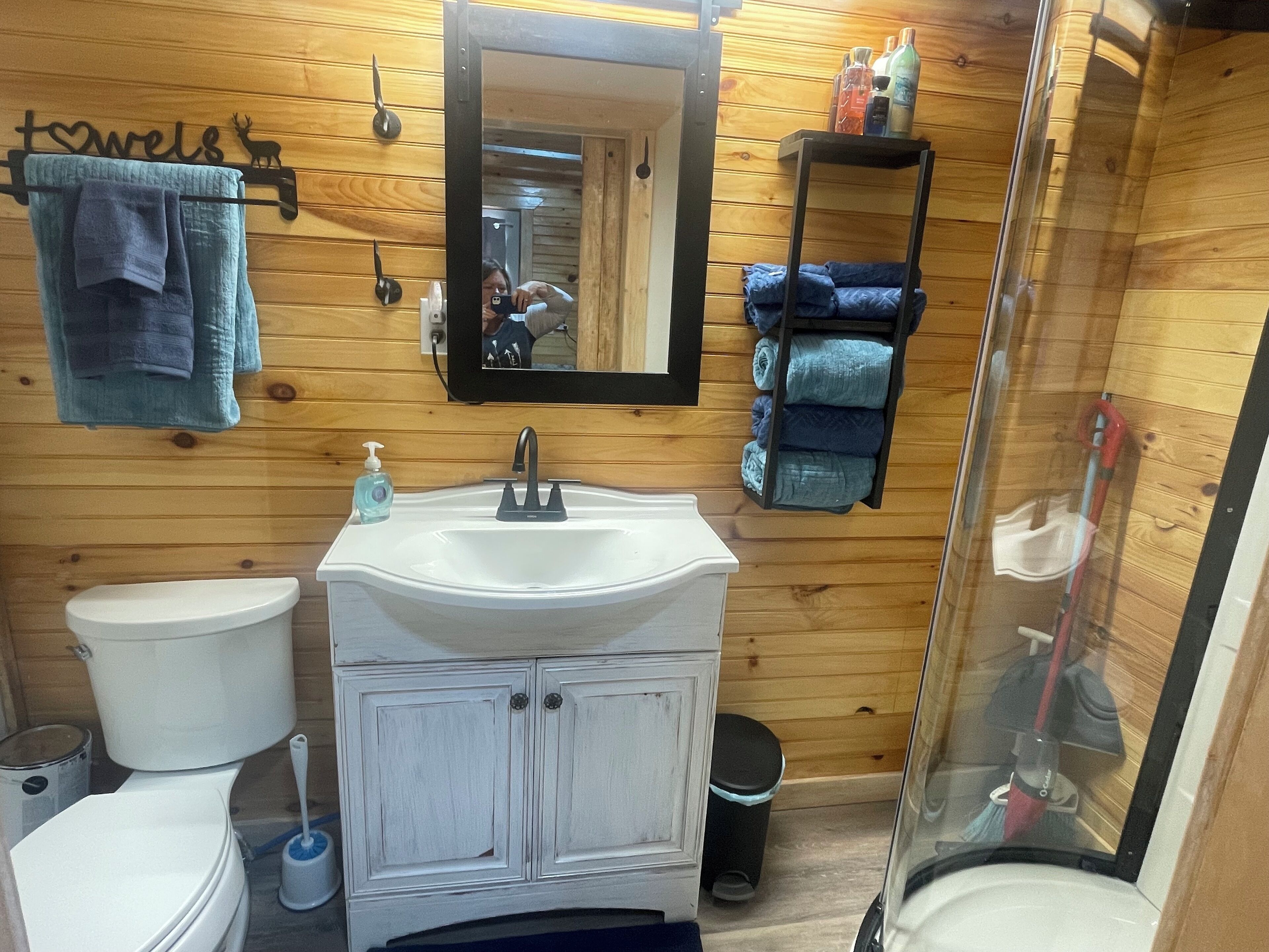 淋浴設備、風筒、提供毛巾、番梘