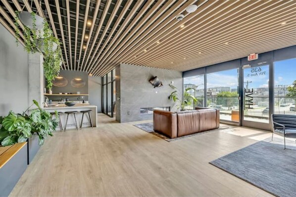 Interior - Downtown Nashville’s Entire Condo (Nashville)