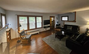 Televisor intel·ligent i llar de foc 