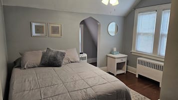 3 chambres, fer et planche à repasser, Wi-Fi gratuit, draps fournis