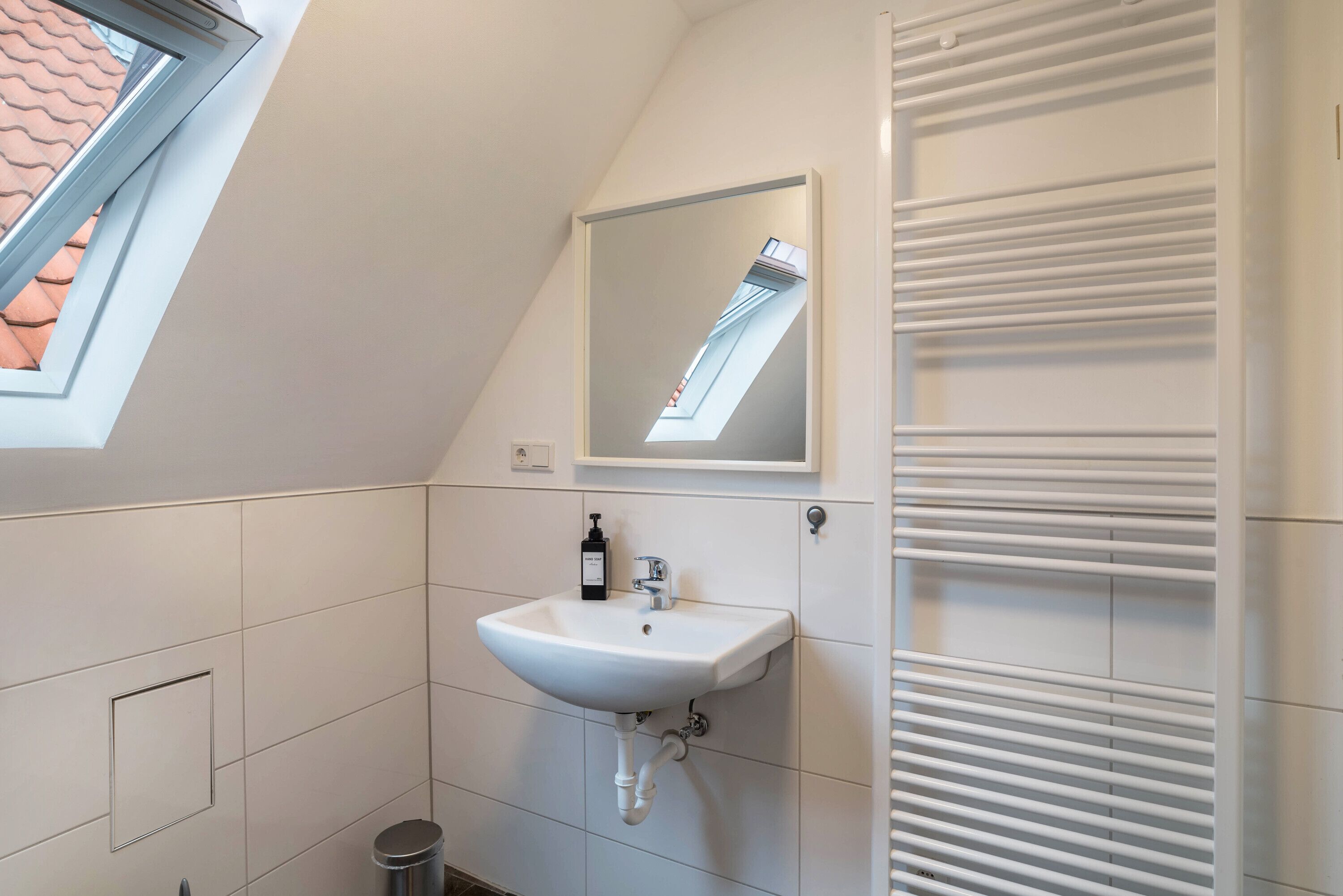 Ducha, secador de pelo y toallas