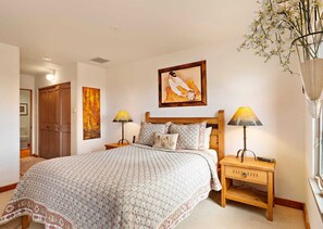 1 bedroom, desk, iron/ironing board, free WiFi