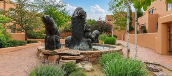 Quail Run 640 | Kiva Fireplace | Private Patio | 2-Car Garage | Golf Course | Pool & Hot Tub