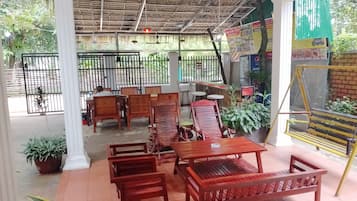 Nhà hàng