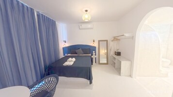 尊荣木屋 | 加厚床垫、迷你吧、特色装修、特色家居