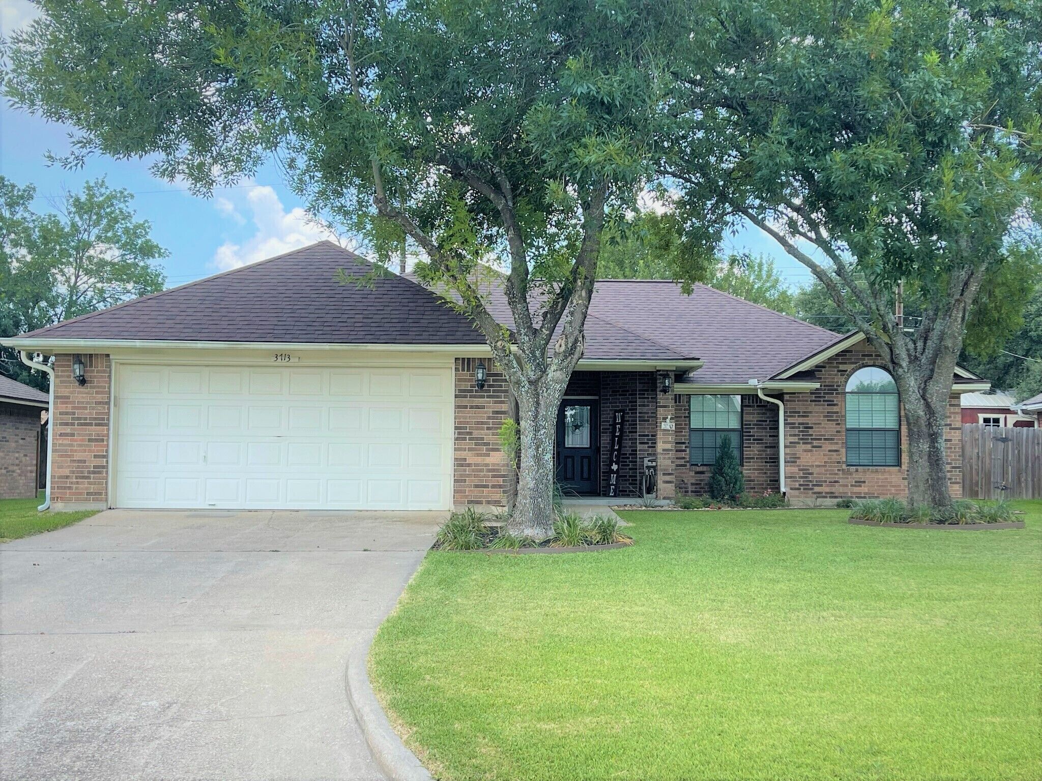 Cozy 4-Bedroom Perfect for Gameday and Events in Bryan/College Station!
