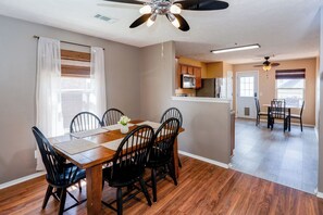 Dining - Work from Home oasis - Pet friendly! (Mt. Juliet)