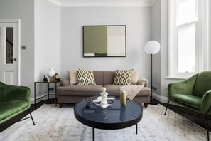4 bedrooms