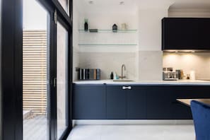 Apartment | 4 bedrooms - The Streatham Hill Wonder - Spacious 4bdr House With Garden and Terrace (London)