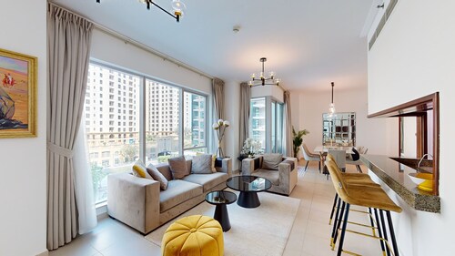 Best location to stay in Dubai Marina with everything in walking distance